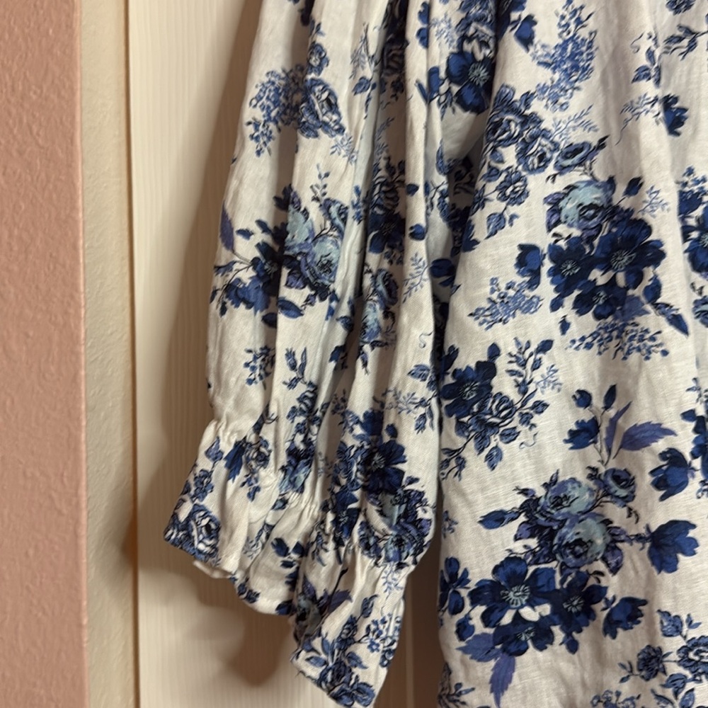 cupcakes & cashmere Blue Floral Blouse - Picture 6 of 11
